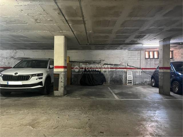 Garaje en Venta en La Teixonera