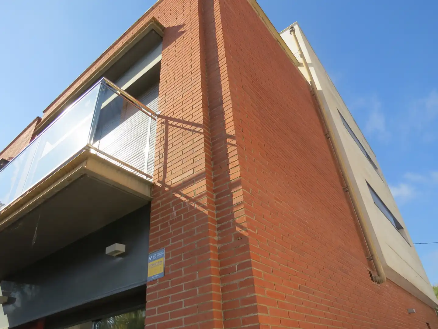 Außenansicht von Einfamilien-Reihenhaus zum Verkauf in Sant Andreu de Llavaneres mit Klimaanlage, Heizung und Parkett