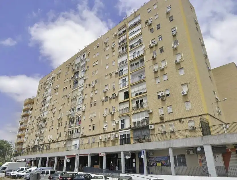 Flat with terrace for sale in Avenida CARLOS MARX