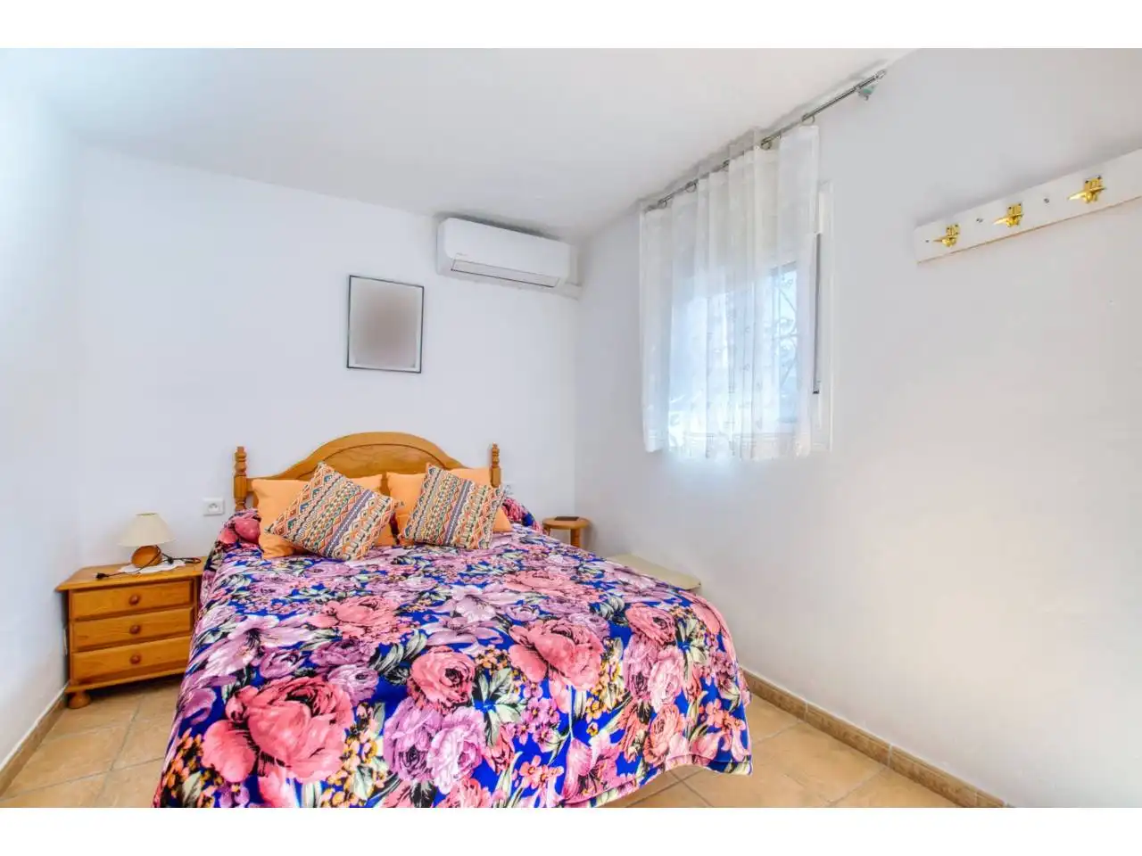 Habitación de Finca rústica en venta en Alcaucín con Terraza y Piscina