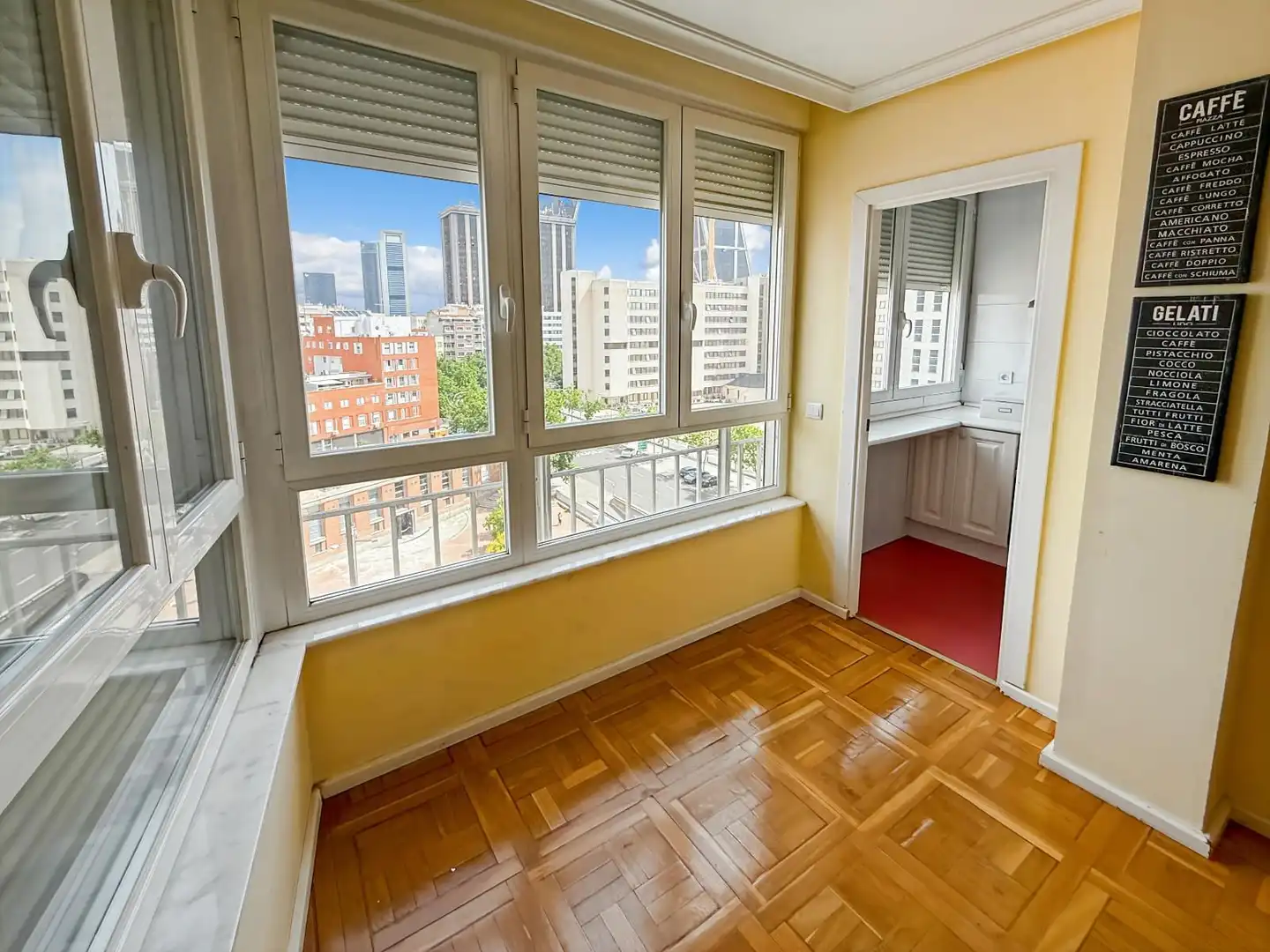 Habitación de Piso de alquiler en Madrid con Calefacción y Parquet