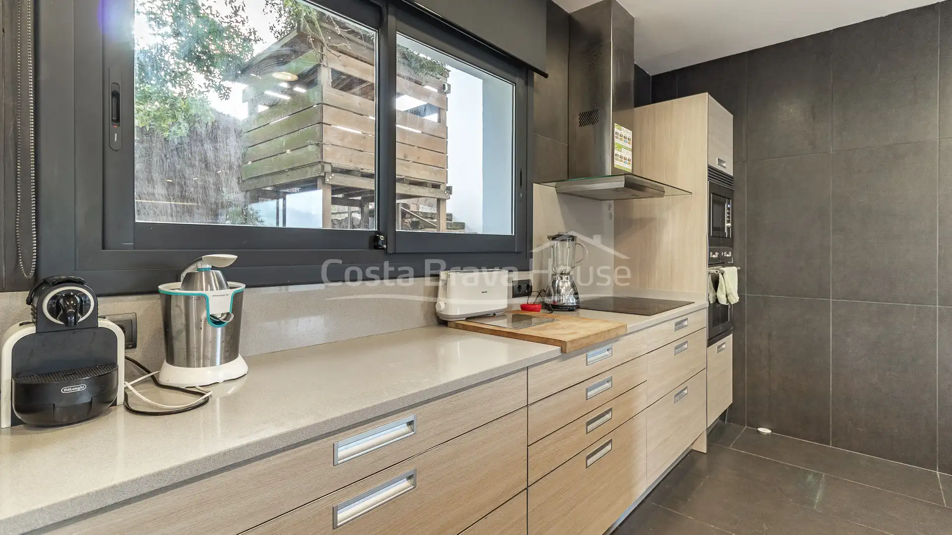 House with pool for sale in Carrer Joan Amades, imagen 24