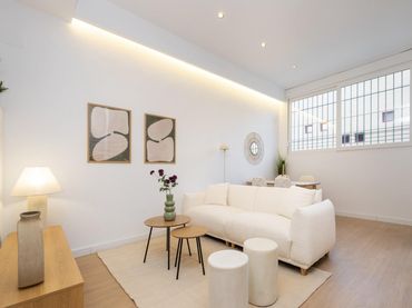 Wohnung mit Aufzug zum Verkauf in Calle JOAQUINA EGUARAS