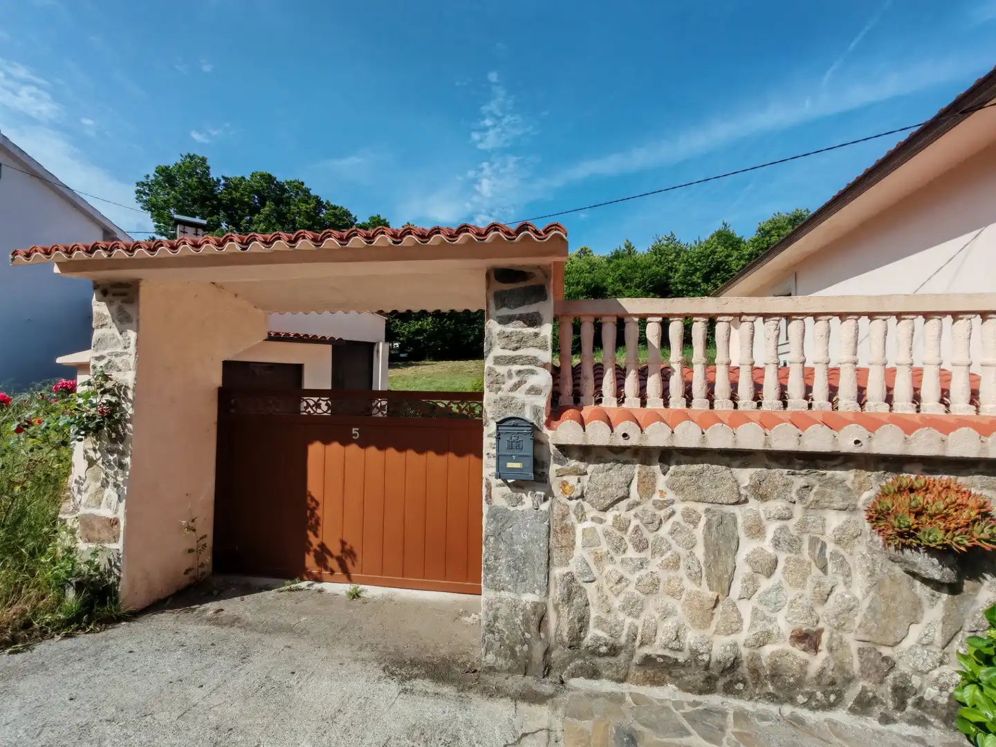 Vista exterior de Casa o chalet en venta en O Pino  con Calefacción, Jardín privado y Trastero