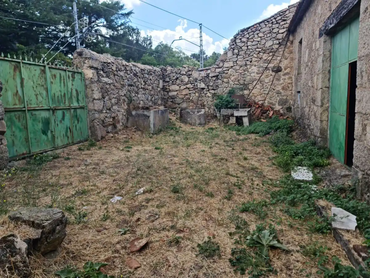 Casa o chalet en venta en Navalperal de Pinares con Calefacción, Terraza y Trastero