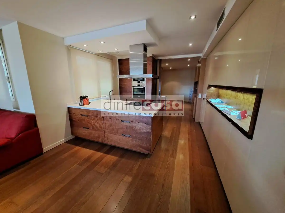 Küche von Loft zum Verkauf in Barcelona mit Heizung und Ofen