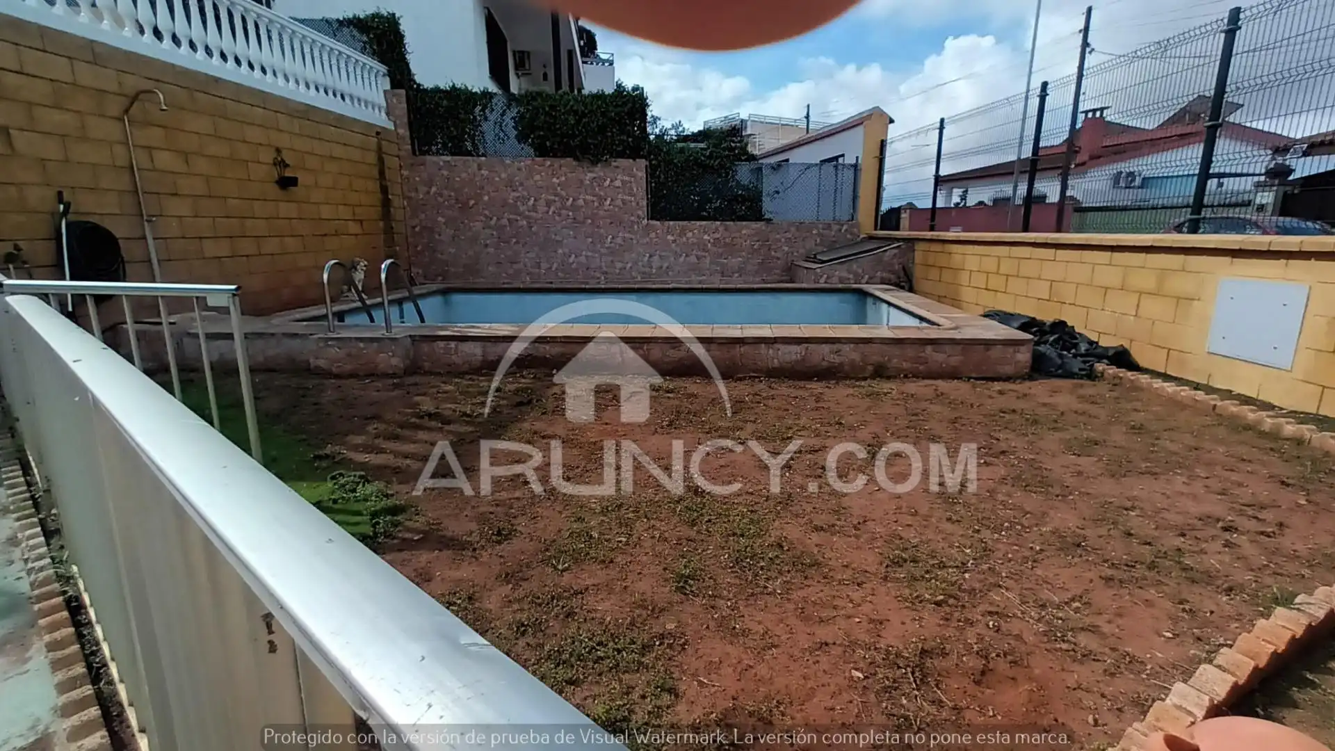 Piscina de Casa o xalet en venda en Alcalá de Guadaira amb Aire condicionat, Calefacció i Jardí privat