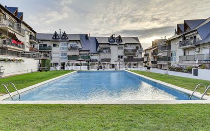 Piscina de Apartament en venda en Viladecavalls amb Piscina i Balcó