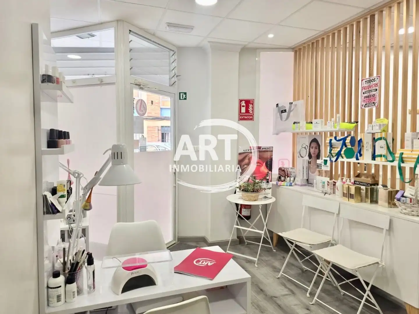 Commercial properties for sale in Bétera  with Air Conditioner