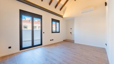 Foto 3 de Àtic en venda a Porta, Barcelona