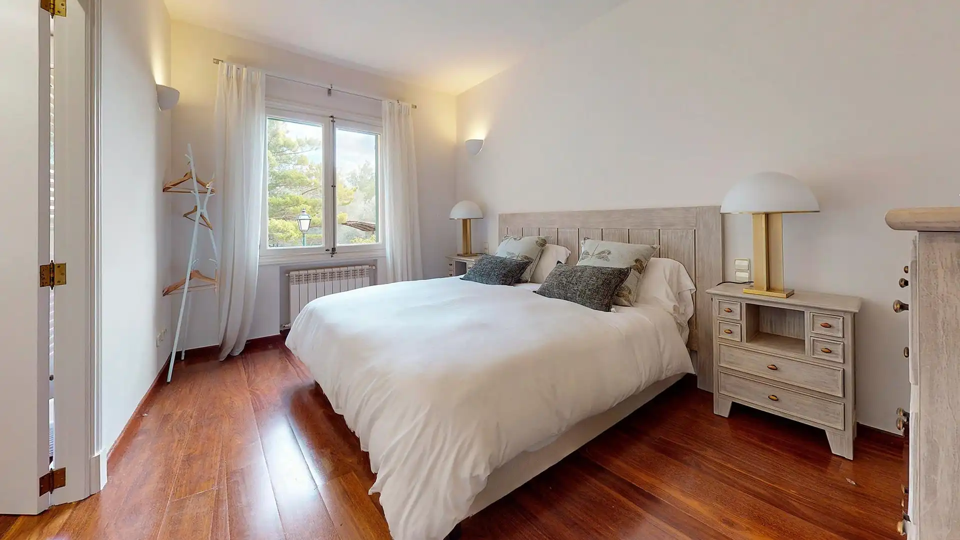 Habitación de Finca rústica de alquiler en  Palma de Mallorca con Aire acondicionado, Calefacción y Jardín privado