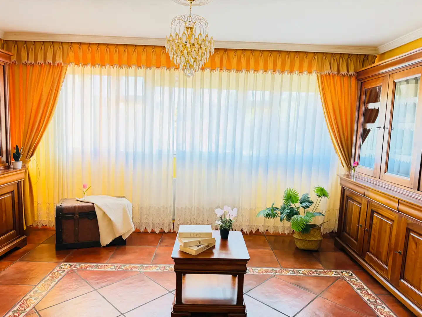 Sala de estar de Dúplex en venta en Corvera de Asturias con Calefacción, Parquet y Trastero