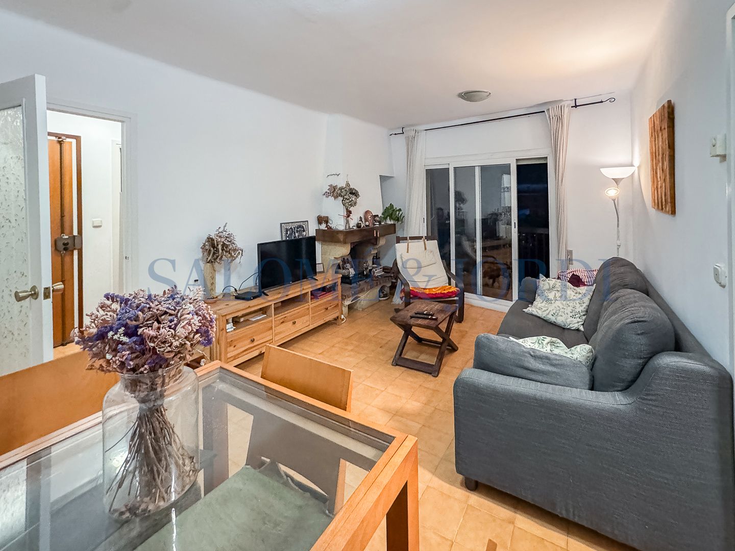 Flat for sale in Nucli Urbà