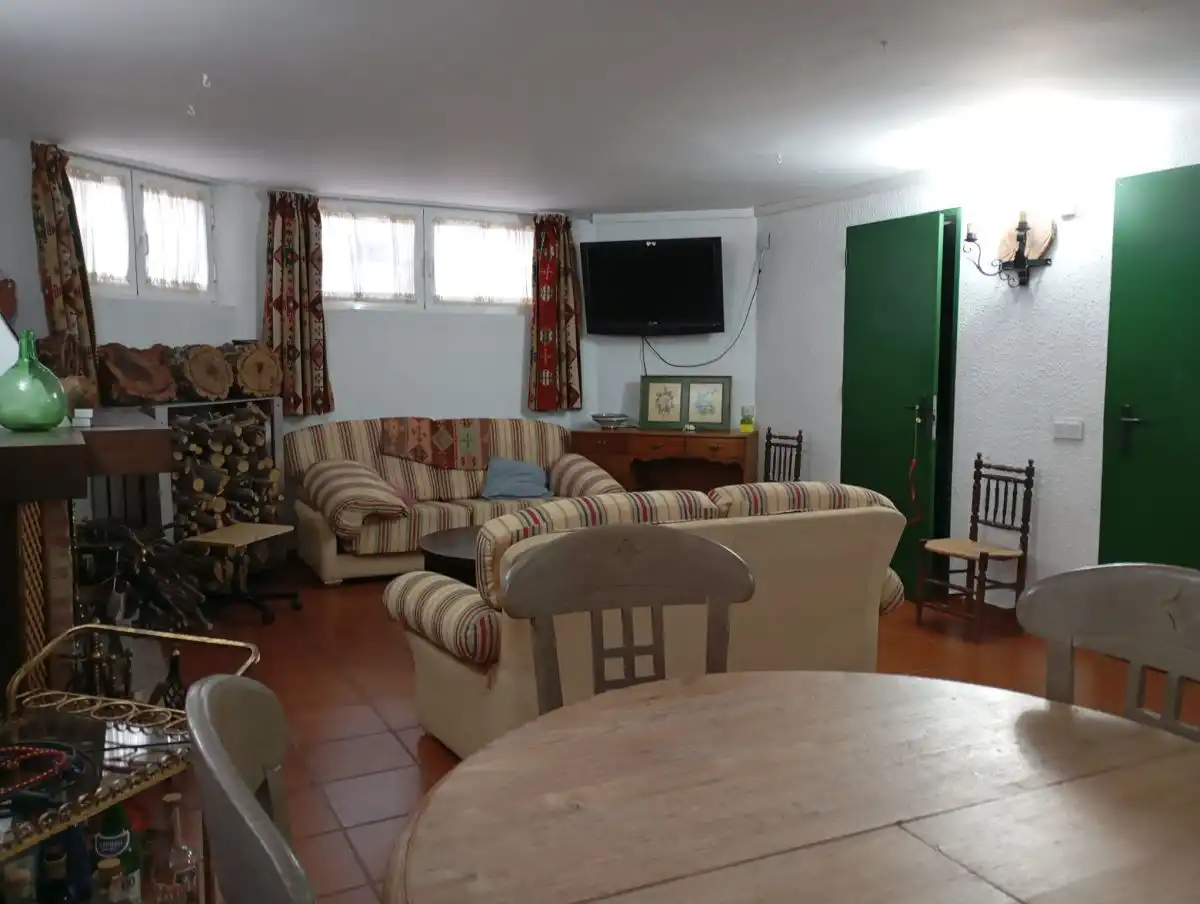 Haus oder Chalet zum Verkauf in Valdepeñas mit Klimaanlage, Heizung und Terrasse
