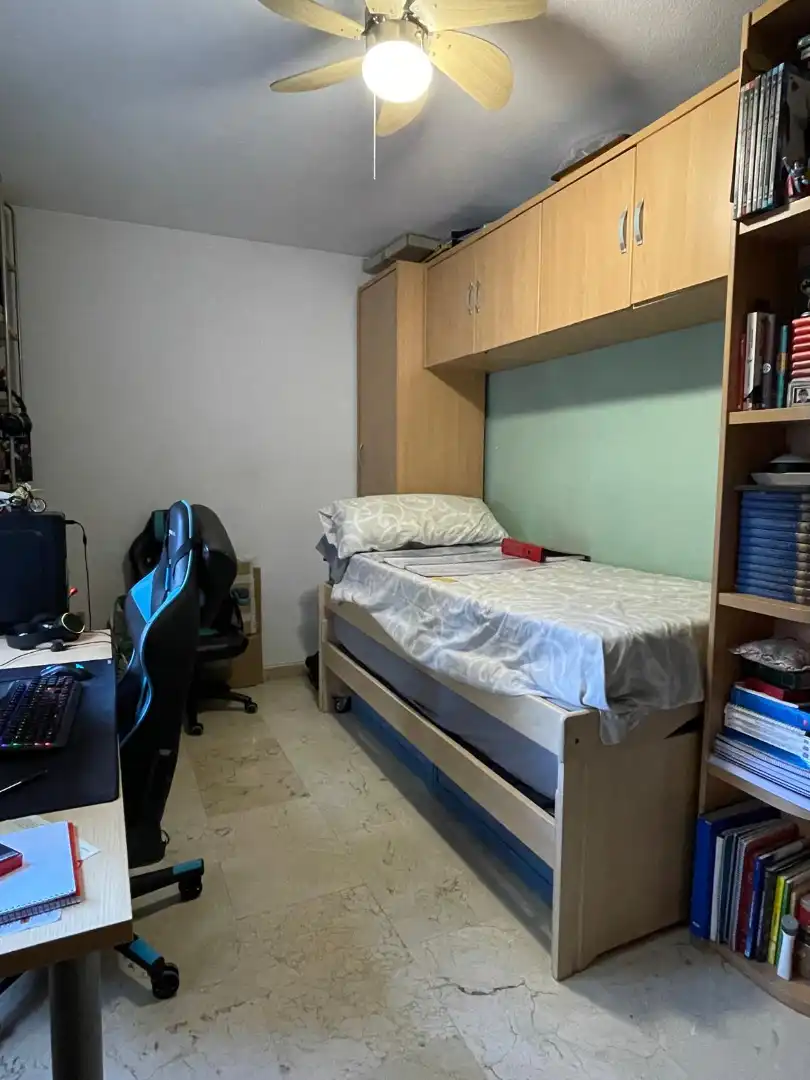 Bedroom of Flat for sale in Córdoba  with Air Conditioner, Heating and Storage room