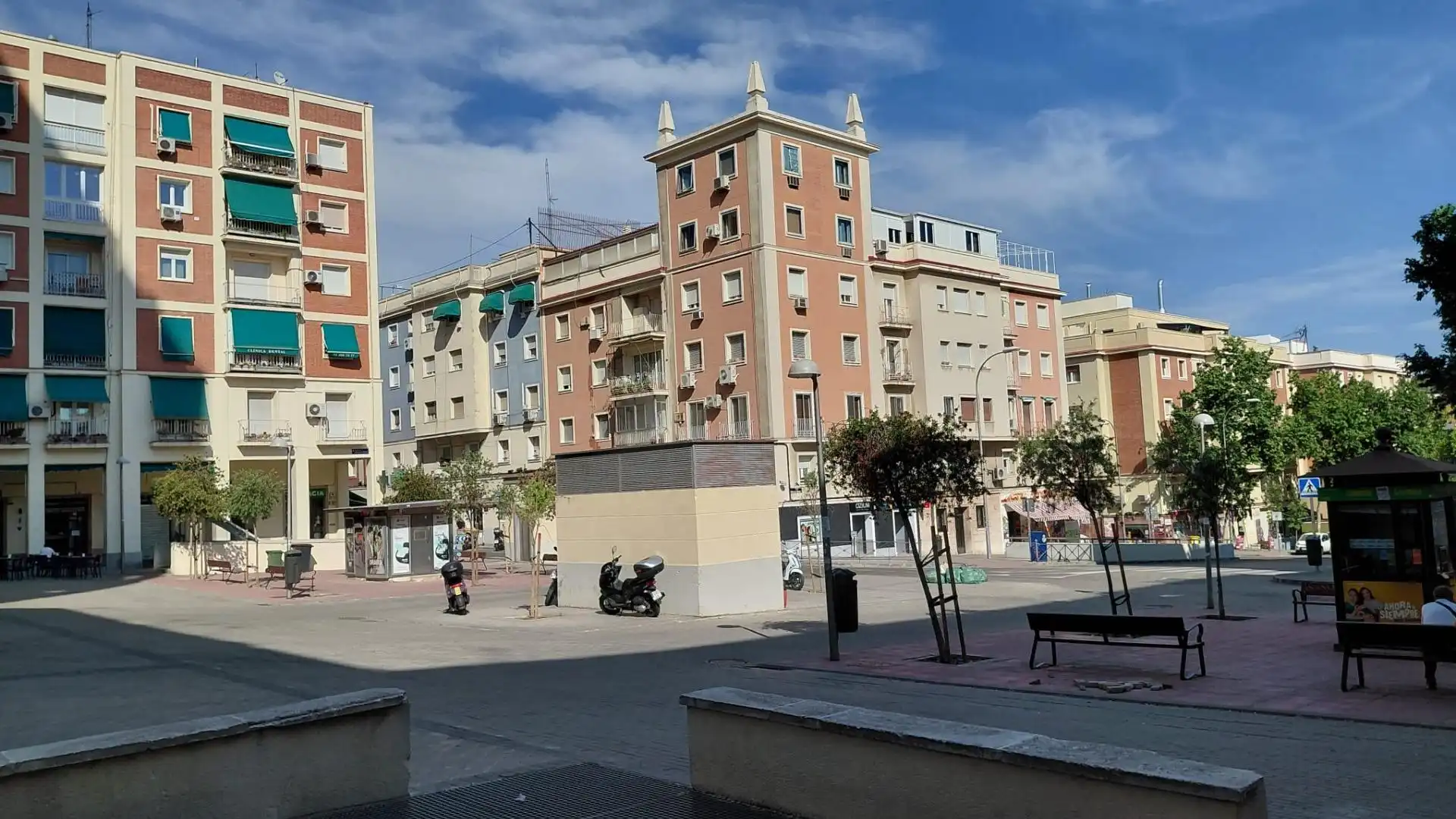 Außenansicht von Büro zum Verkauf in Madrid