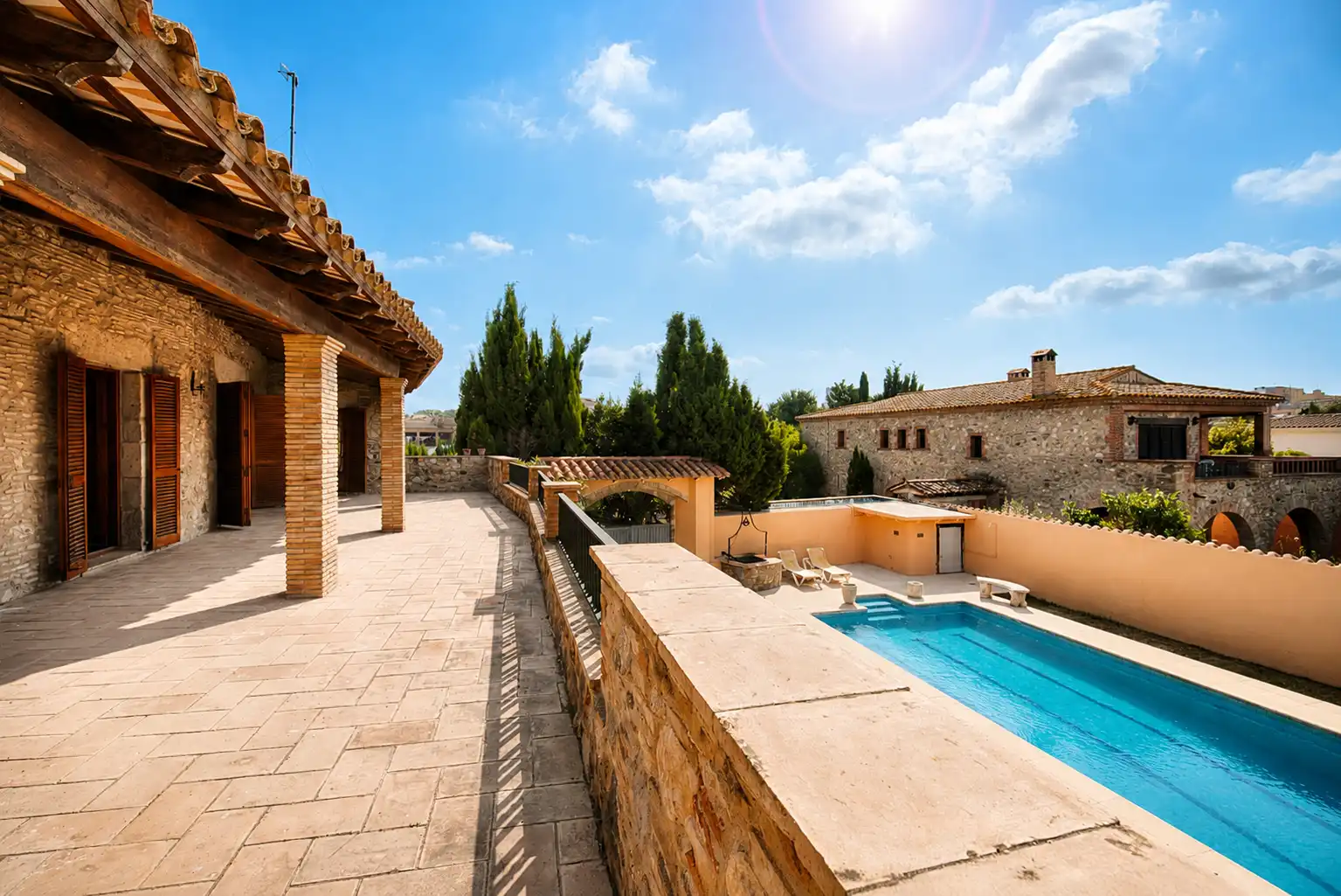 Terrassa de Finca rústica en venda en Castelló d'Empúries amb Jardí privat i Piscina