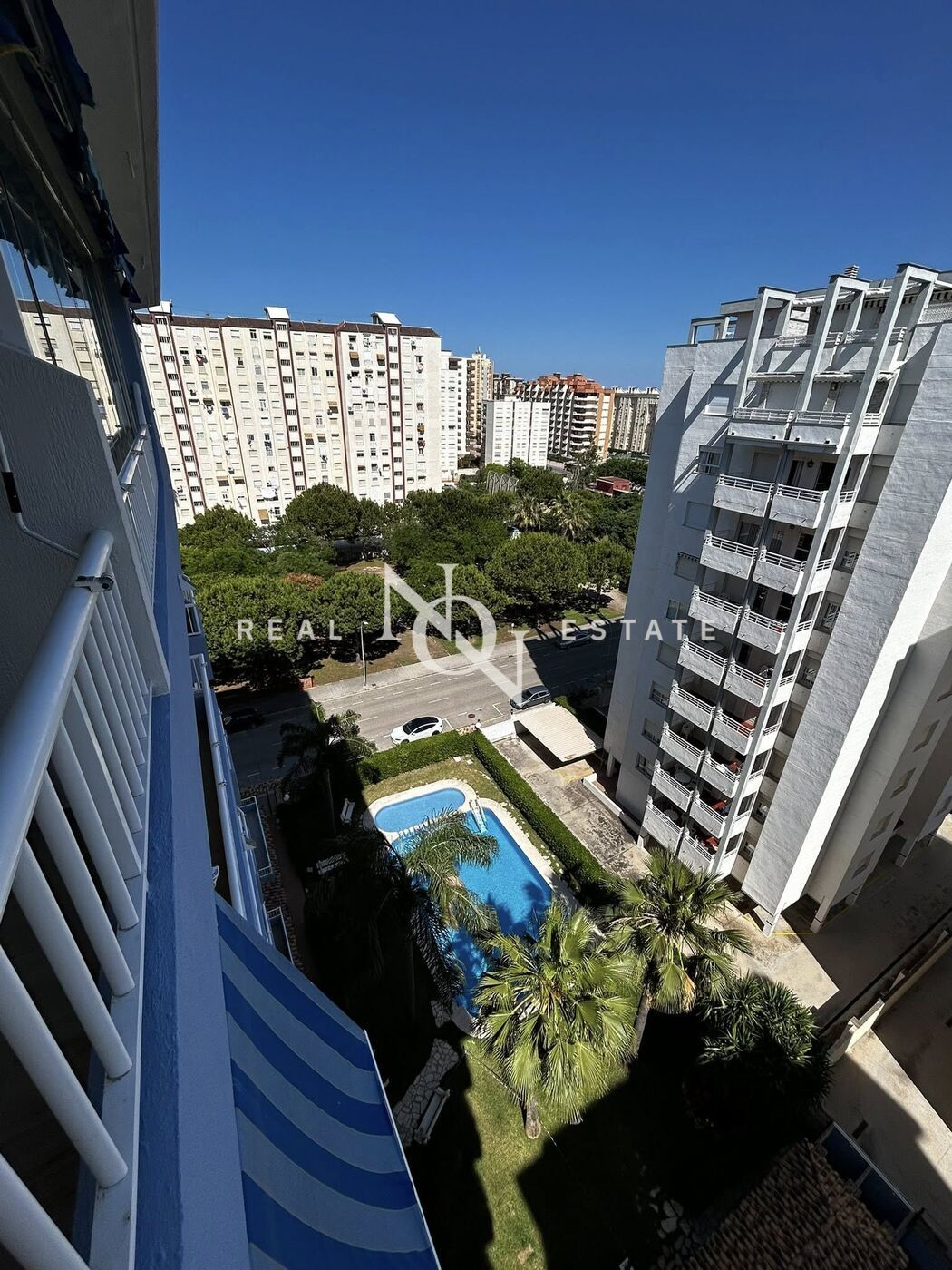 Vista exterior de Àtic en venda en Gandia amb Aire condicionat, Calefacció i Terrassa
