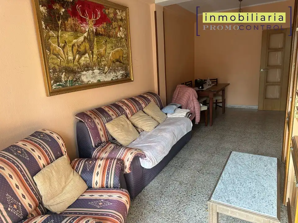 Sala de estar de Piso en venta en Zuera con Aire acondicionado, Calefacción y Amueblado