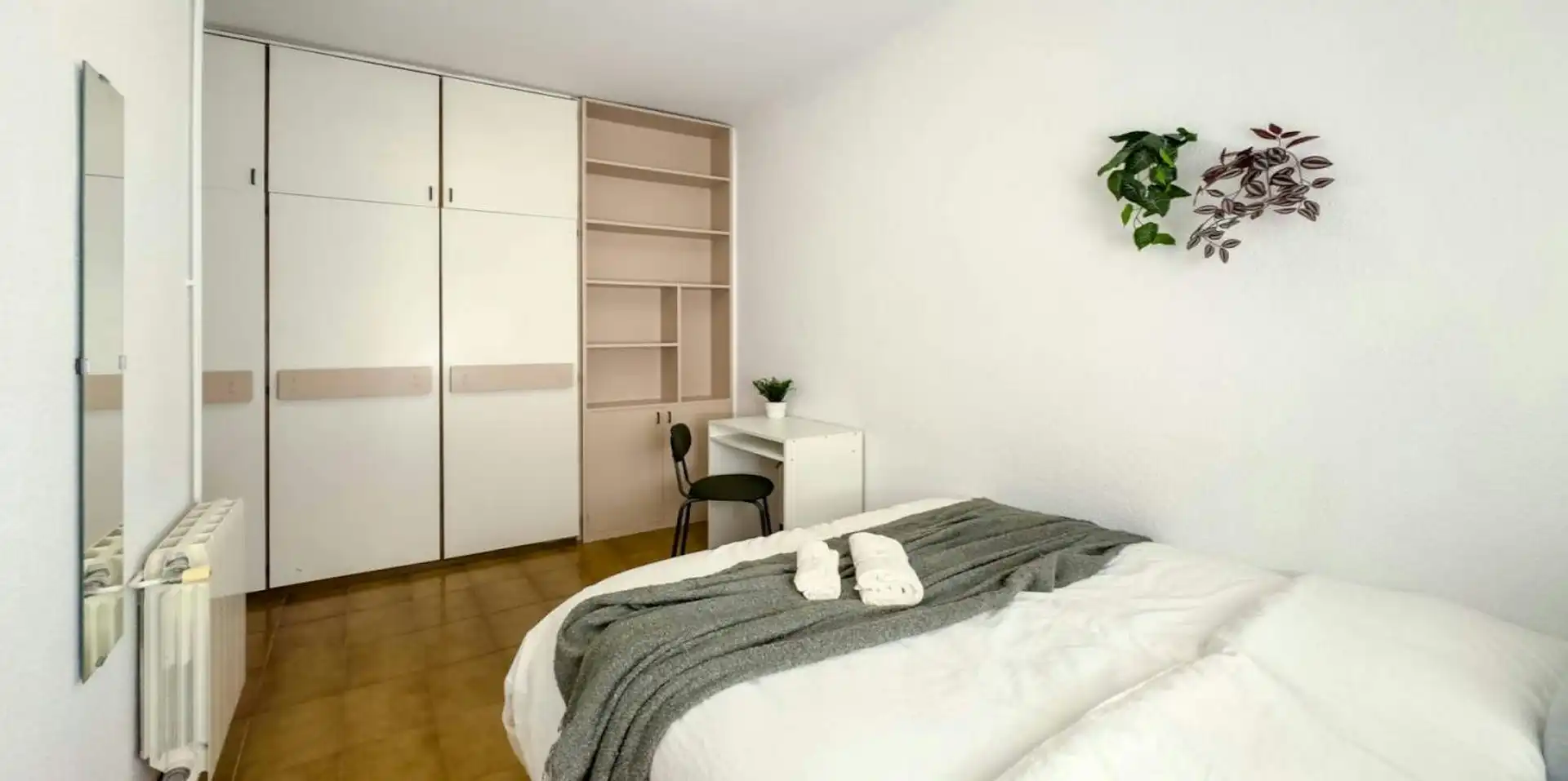 Habitación de Piso para compartir en Barcelona con Amueblado y Lavadora