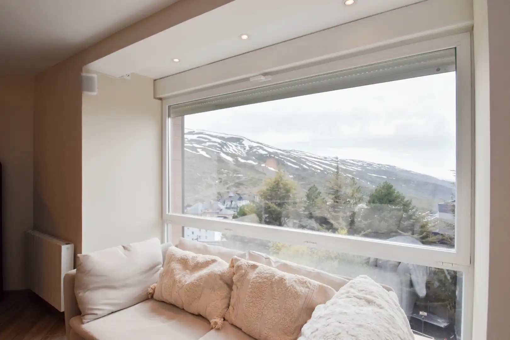 Habitación de Piso en venta en Sierra Nevada con Calefacción, Terraza y Amueblado