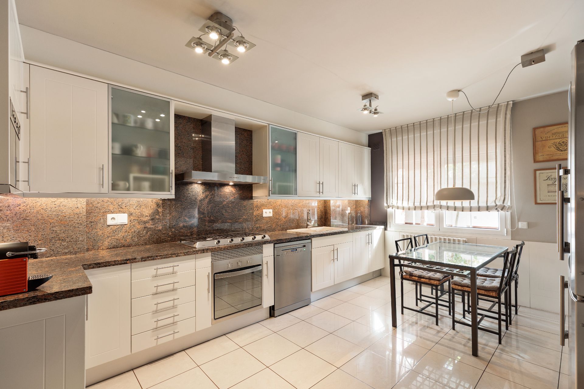 Kitchen of Single-family semi-detached for sale in Sant Quirze del Vallès  with Air Conditioner, Heating and Private garden