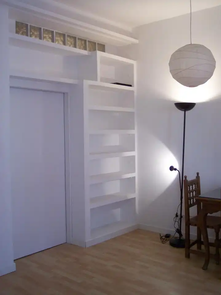 Habitación de Piso de alquiler en Madrid con Calefacción, Amueblado y Balcón