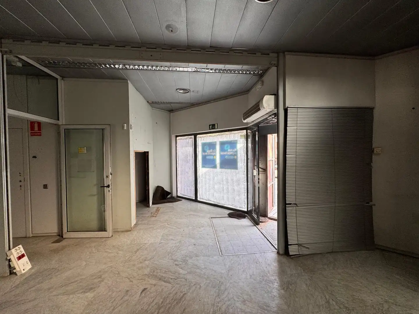 Local en venta en Badalona
