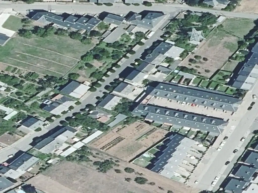 Piso en venta en SANTA GLORIA 13 Planta Baja 00001 13