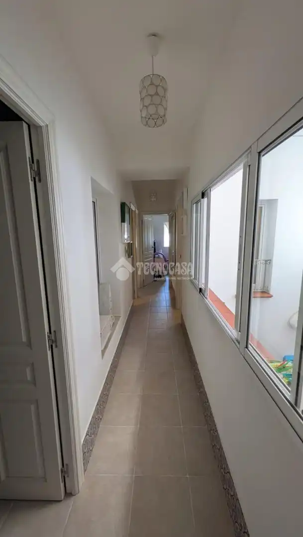 Casa adosada en venta en Marchena