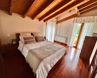 Bedroom of Single-family semi-detached for sale in Hazas de Cesto  with Terrace and Balcony
