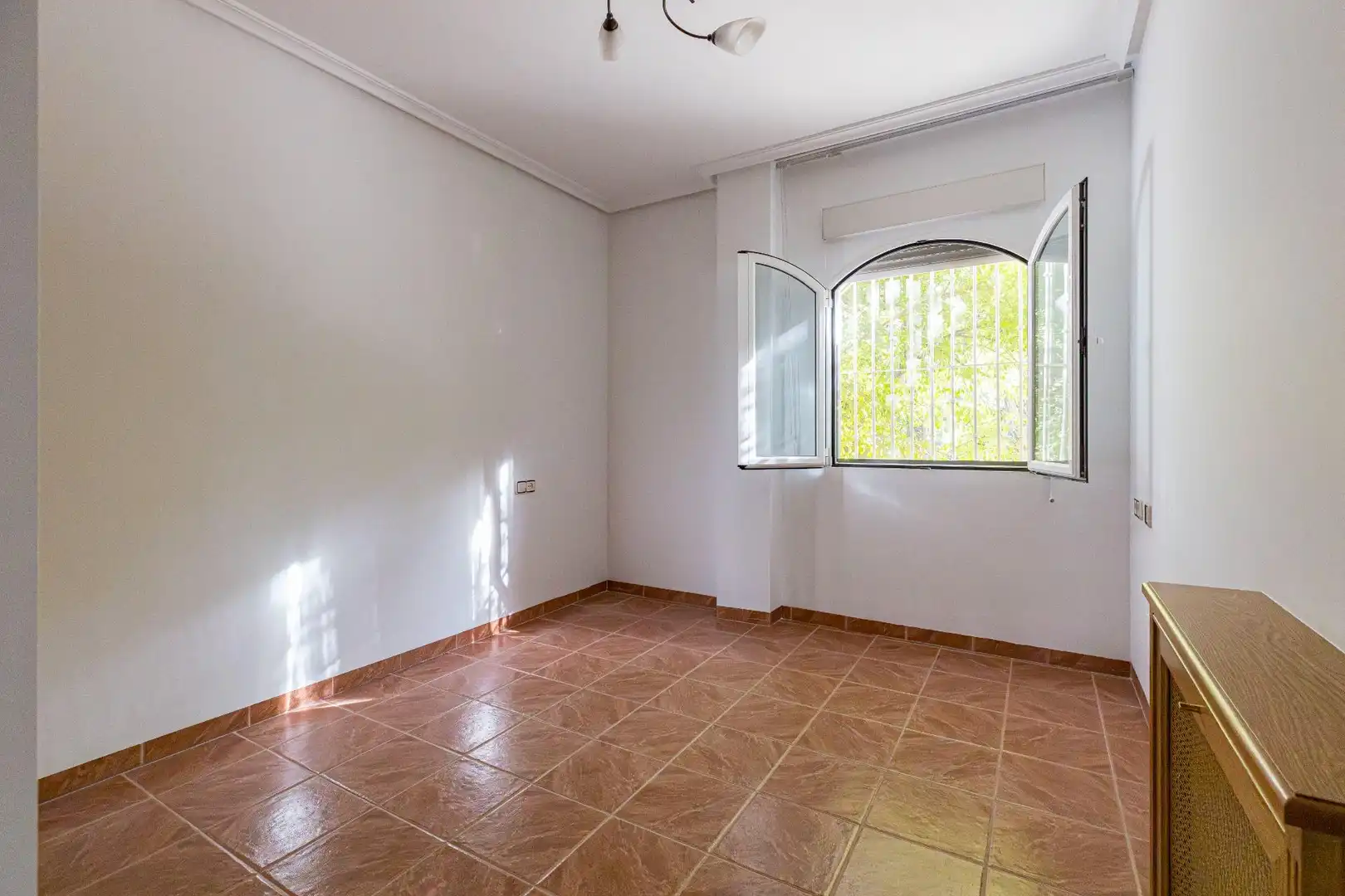 Dormitori de Casa o xalet en venda en Murcia amb Jardí privat, Terrassa i Traster