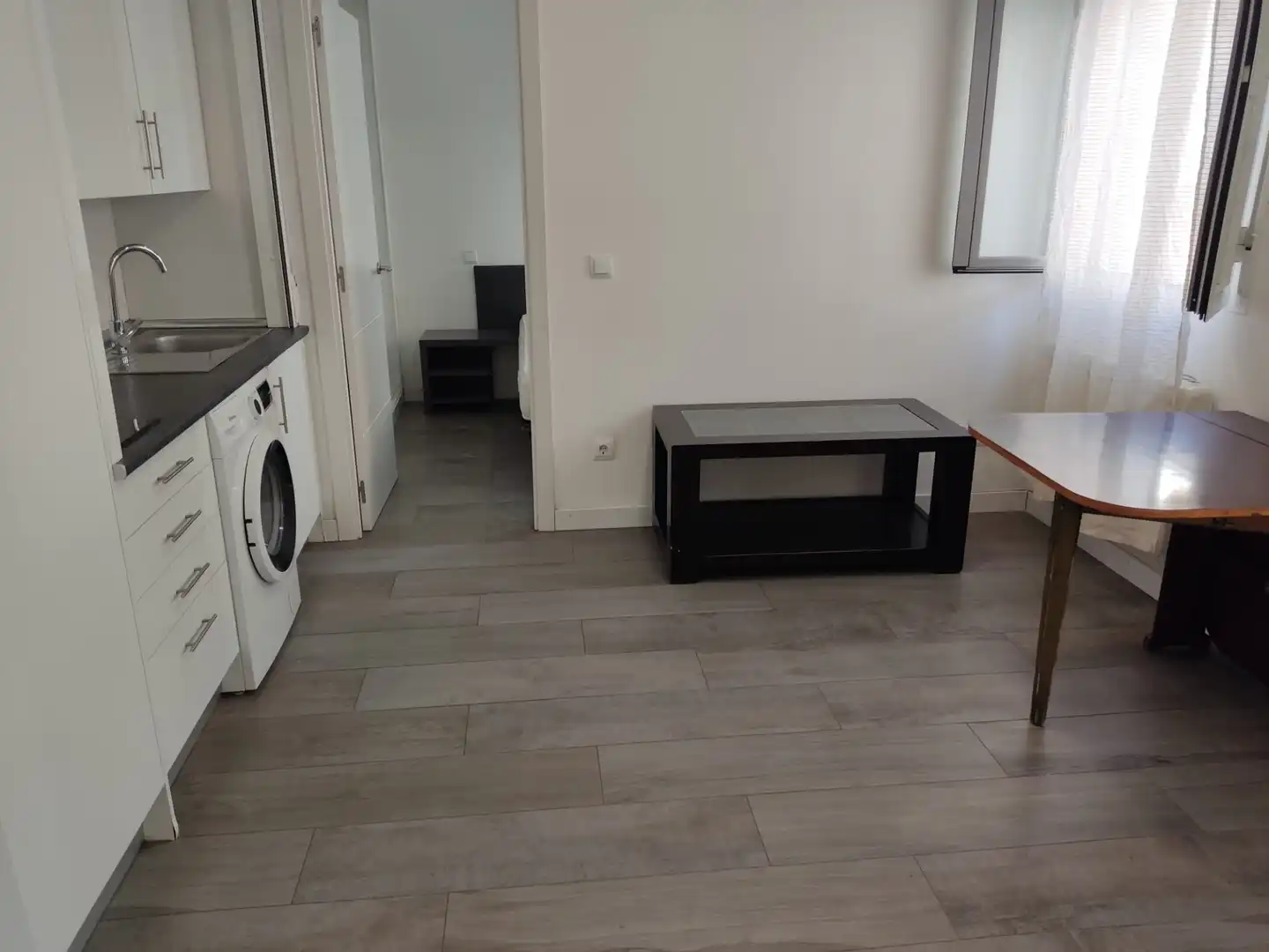 Living room of Flat for rent in Madrid  with Heating, Furnished and Washing machine