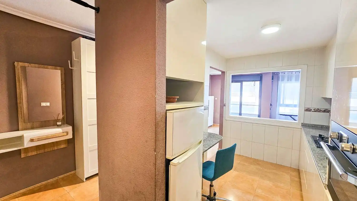 Cocina de Apartamento en venta en Torrevieja con Aire acondicionado, Calefacción y Terraza