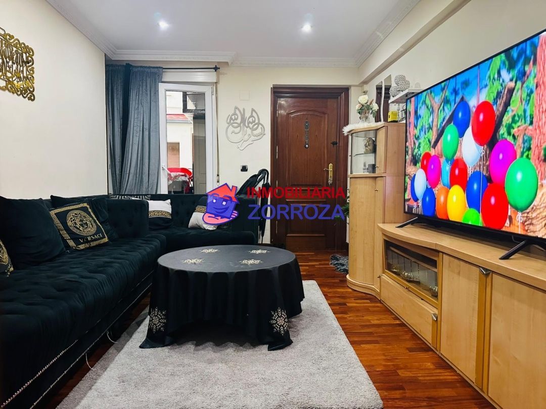 Sala de estar de Piso en venta en Bilbao  con Calefacción