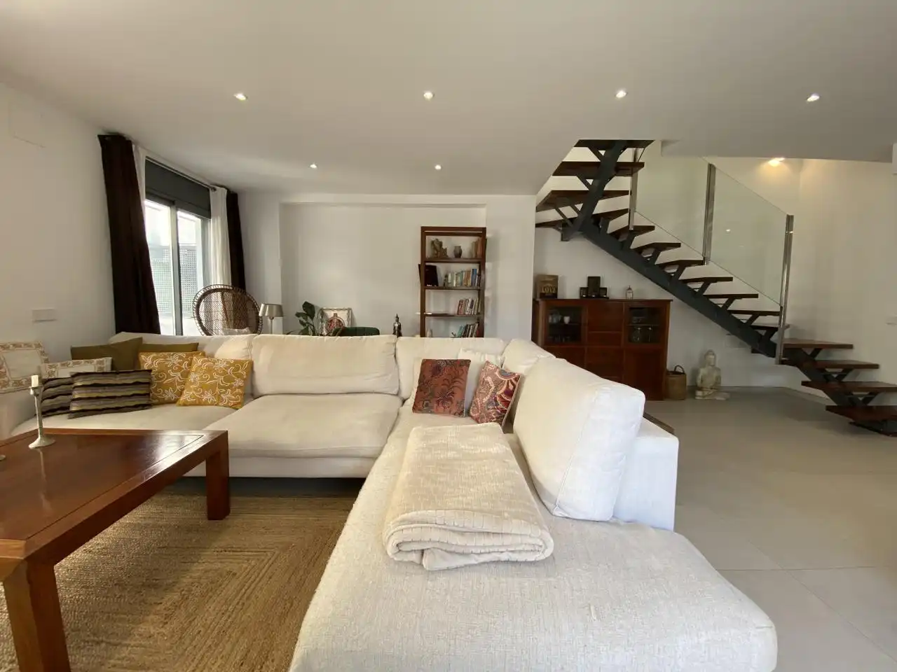 Dúplex con terraza en venta en Santa Eulària, imagen 3