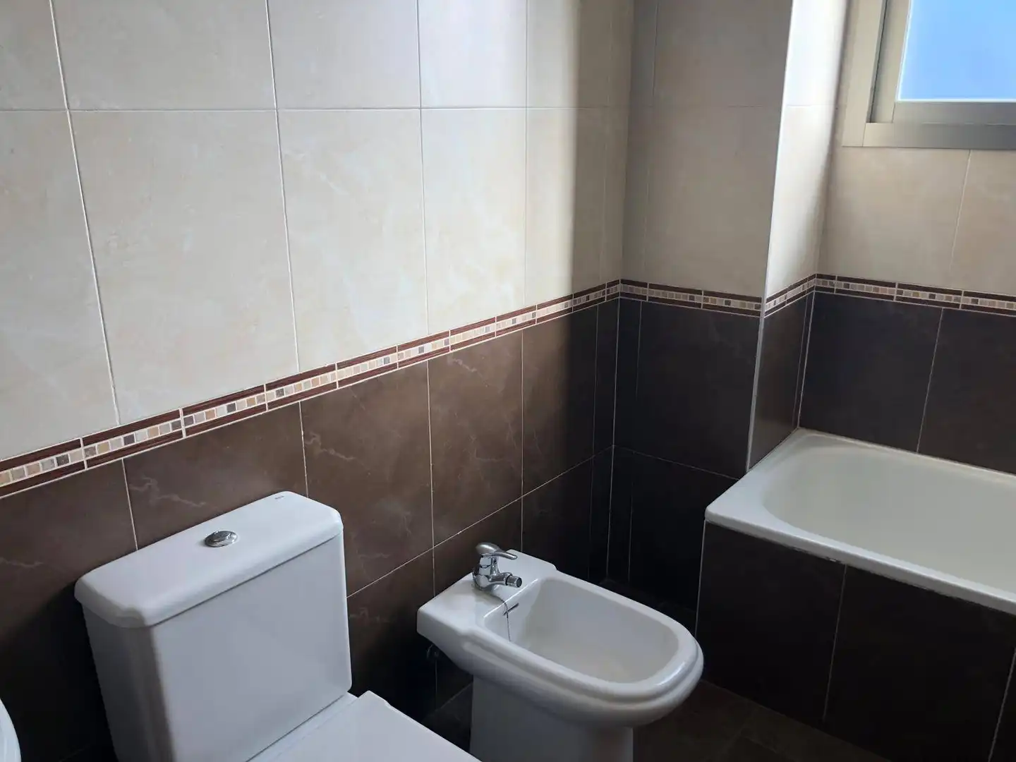 Badezimmer von Dachboden zur Miete in Cartagena mit Heizung, Terrasse und Balkon