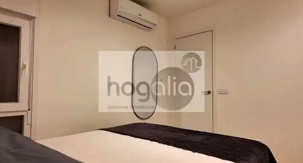 Schlafzimmer von Wohnung zur Miete in Triana