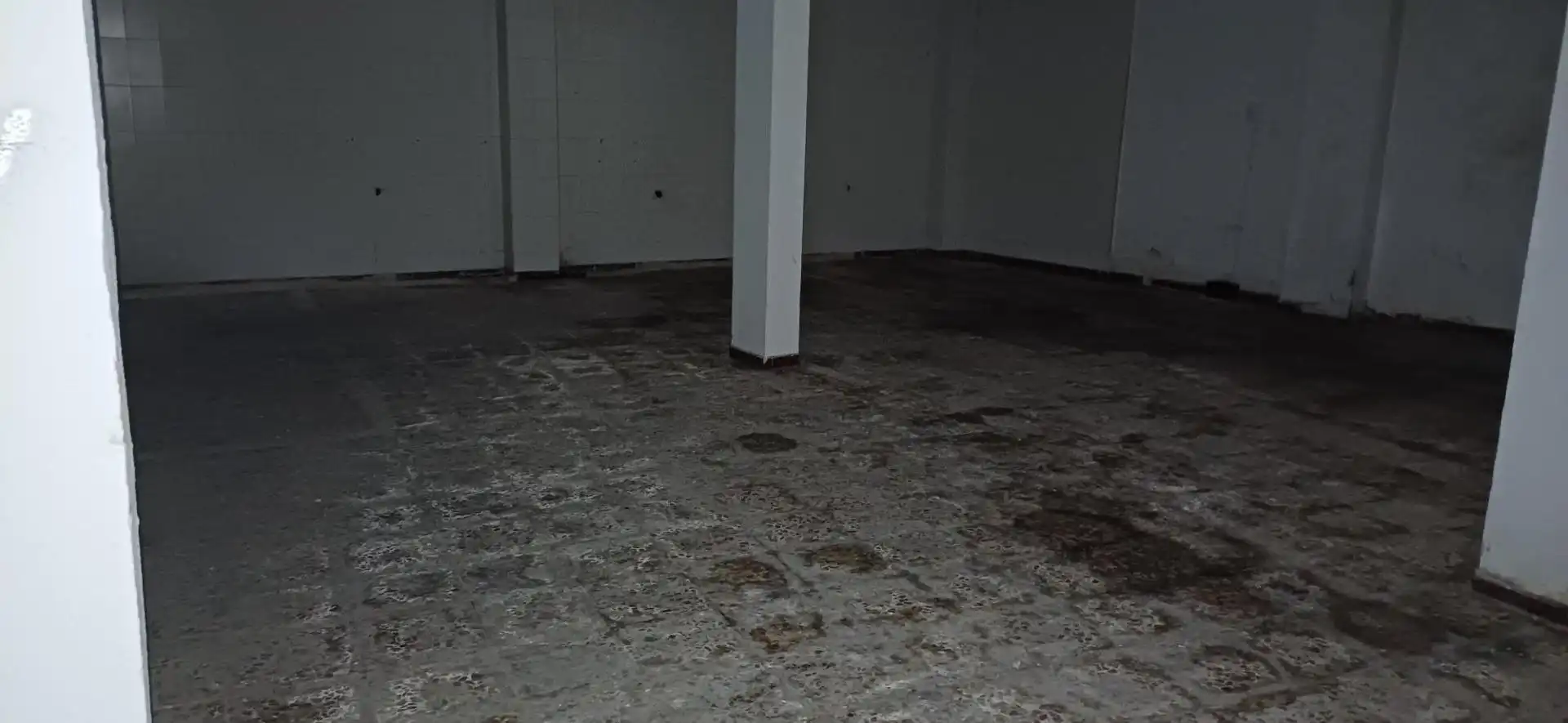 Local comercial en venda a Calle LUZON 174, imagen 9