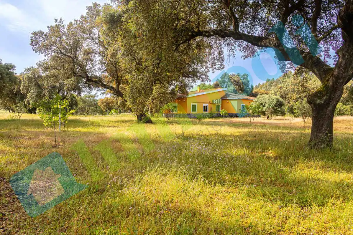Haus oder Chalet zum Verkauf in Badajoz mit Klimaanlage und Abstellraum