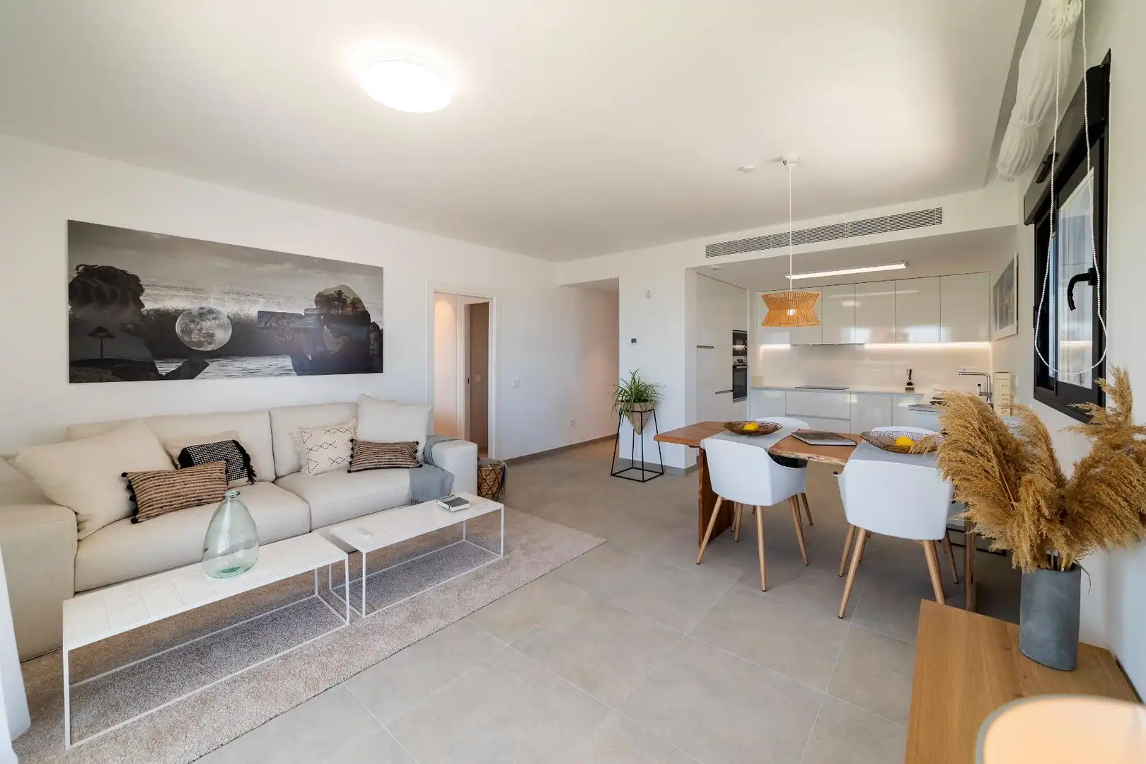 Wohnzimmer von Erdgeschoss zum Verkauf in Santa Pola mit Klimaanlage, Heizung und Privatgarten