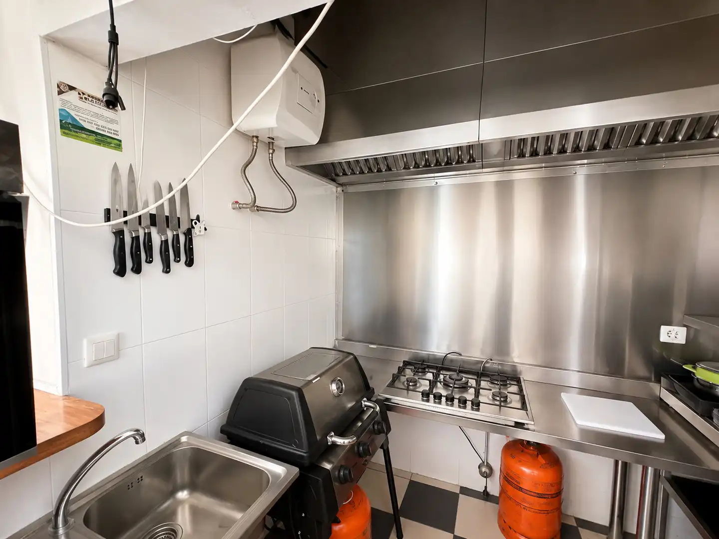 Cuina de Local en venda en Benalmádena amb Terrassa i Moblat