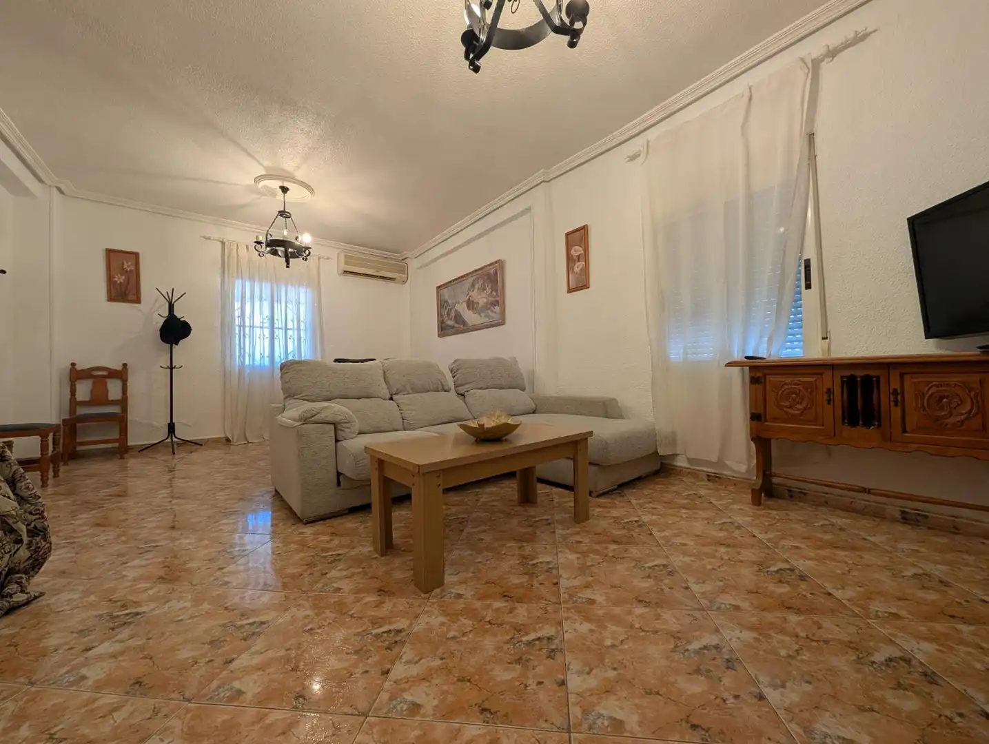Sala de estar de Casa o chalet en venta en Aspe con Aire acondicionado y Piscina