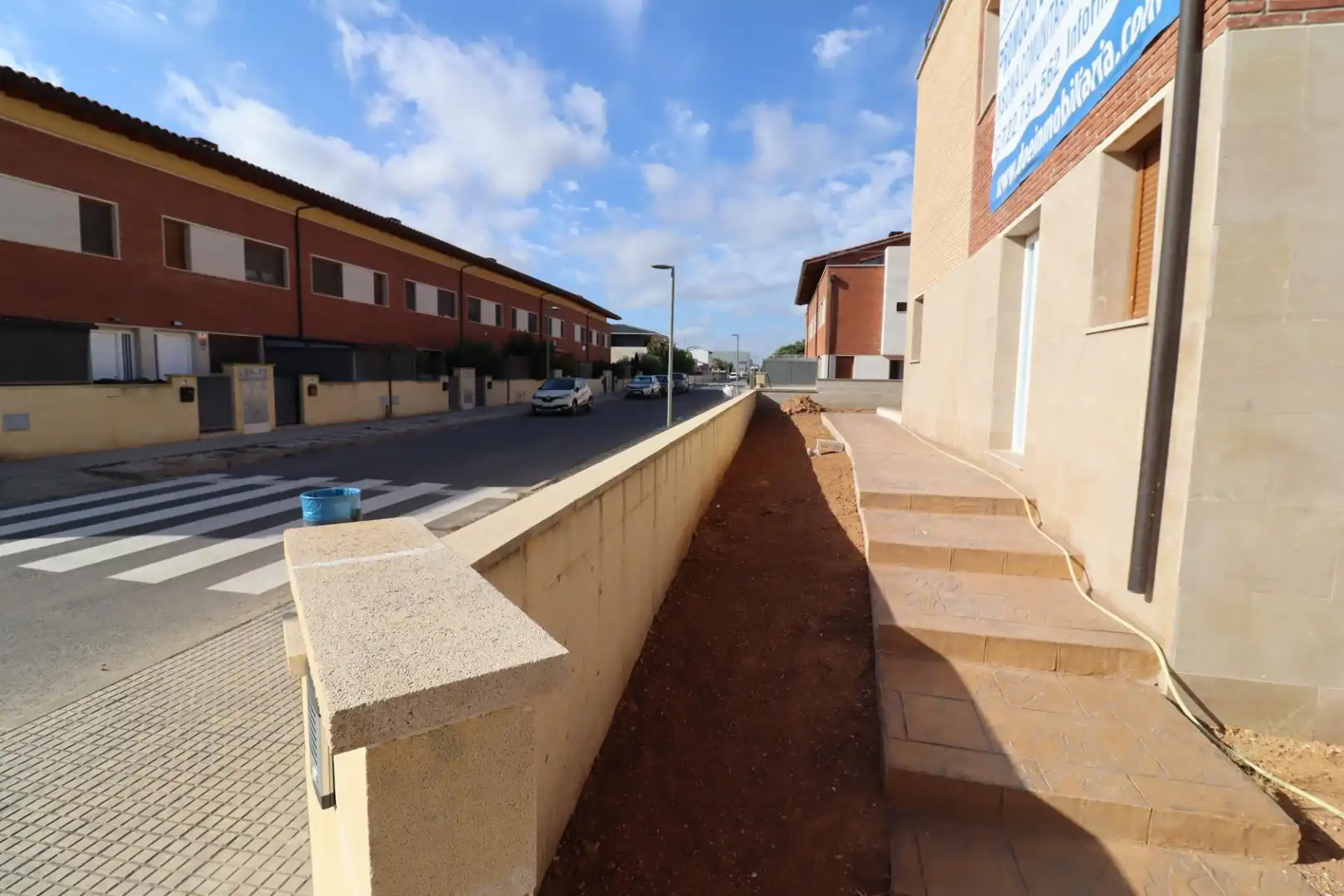 Casa adosada en venta en Calle Montserrat Roig, Ulldecona