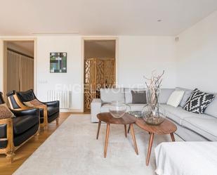 Sala d'estar de Apartament en venda en  Barcelona Capital amb Aire condicionat, Calefacció i Parquet