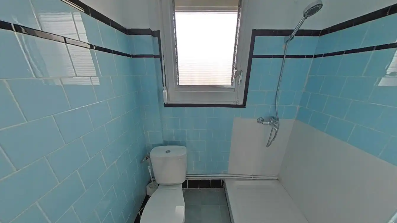 Bathroom of Flat for sale in Manresa  with Heating