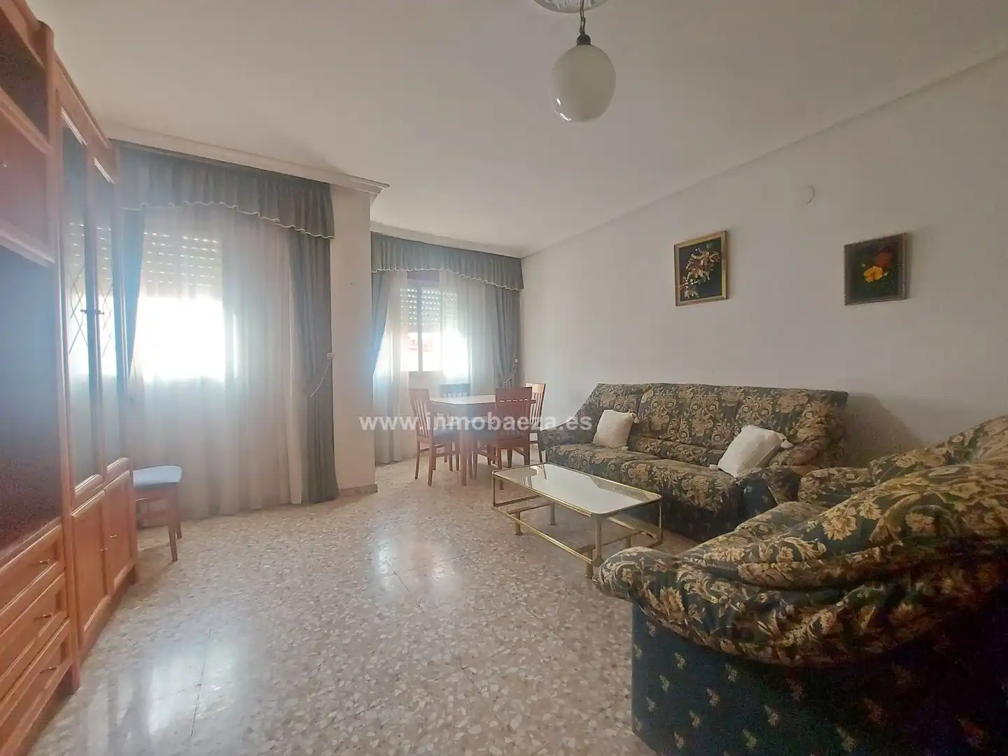 Wohnzimmer von Wohnung zum Verkauf in Baeza mit Terrasse, Abstellraum und Balkon