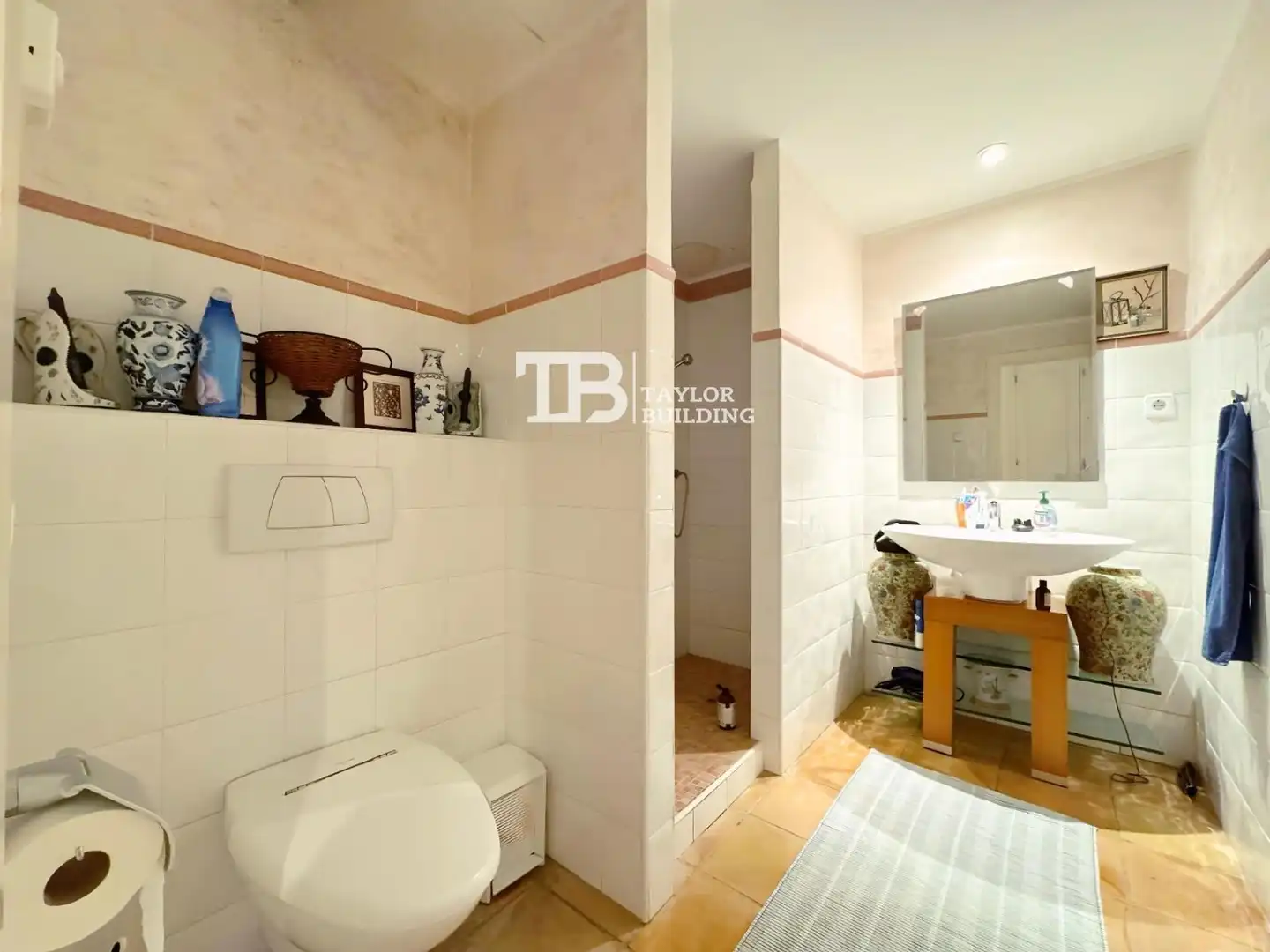 Bathroom of Flat for sale in Calvià  with Air Conditioner, Heating and Terrace