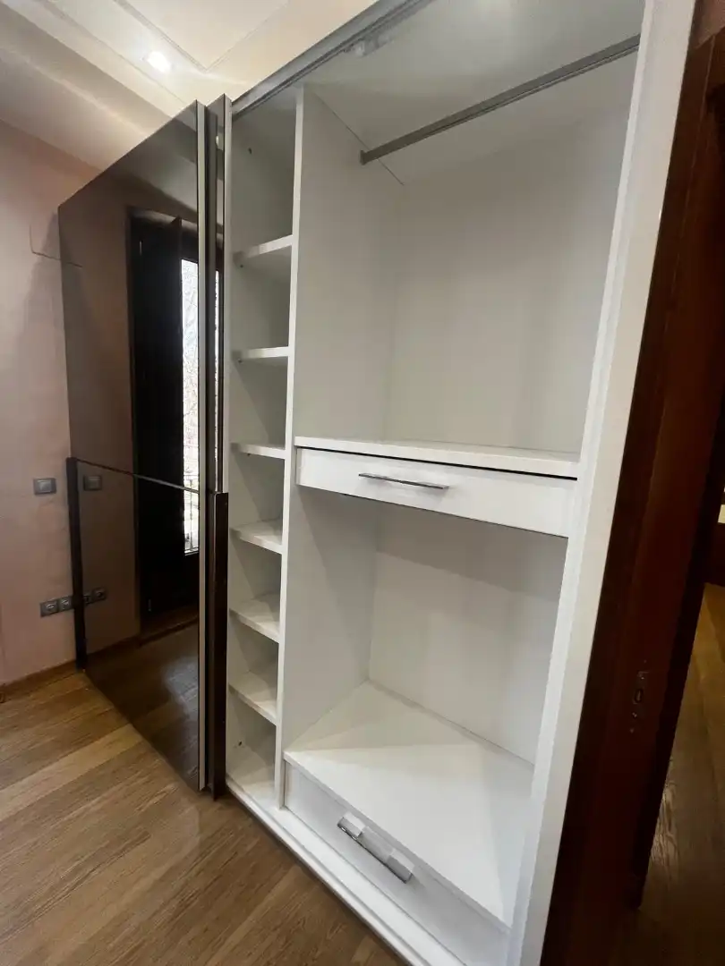 Schlafzimmer von Wohnung zur Miete in Granada mit Klimaanlage, Heizung und Parkett
