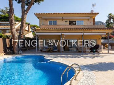 Casa amb balcó de lloguer a Cabrils
